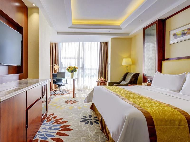 Vienna Hotel Nanchang  Bagian luar foto